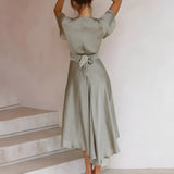 Renens – Robe Midi avec Détail en Forme de Nœud