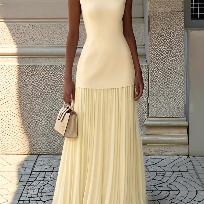 Oron – Robe Longue Plissée avec Décolleté Bateau