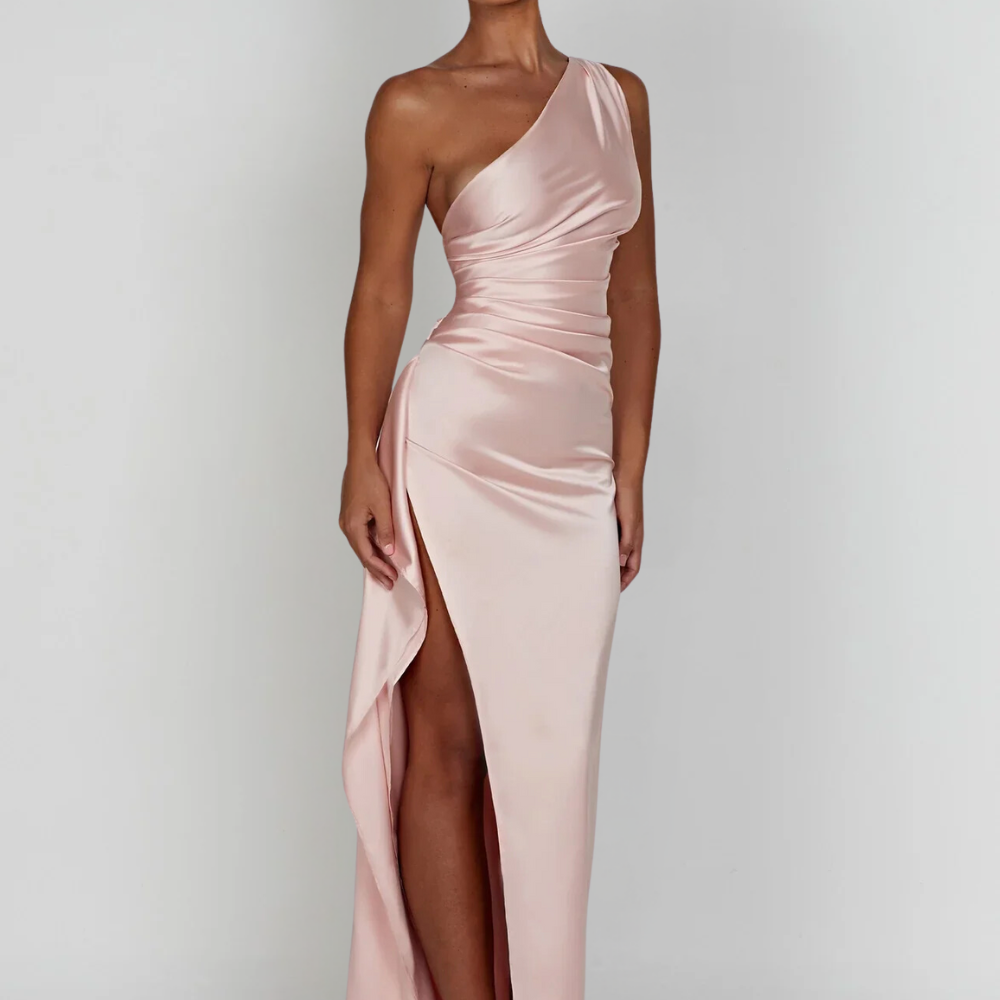 Monthey – Robe Maxi avec Présence Classique et Élégante