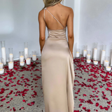 Monthey – Robe Maxi avec Présence Classique et Élégante