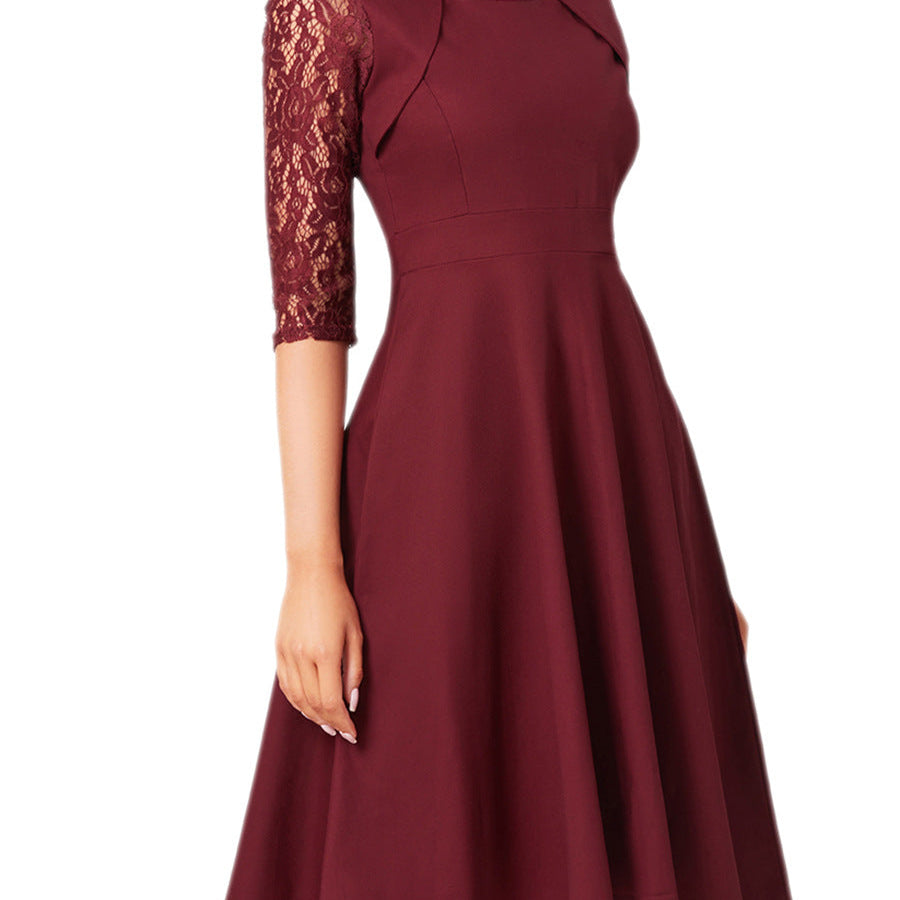 Peseux – Robe avec Détails Délicats en Dentelle