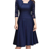 Peseux – Robe avec Détails Délicats en Dentelle