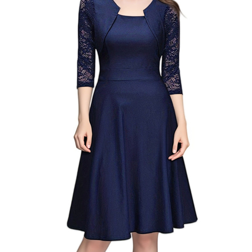 Peseux – Robe avec Détails Délicats en Dentelle
