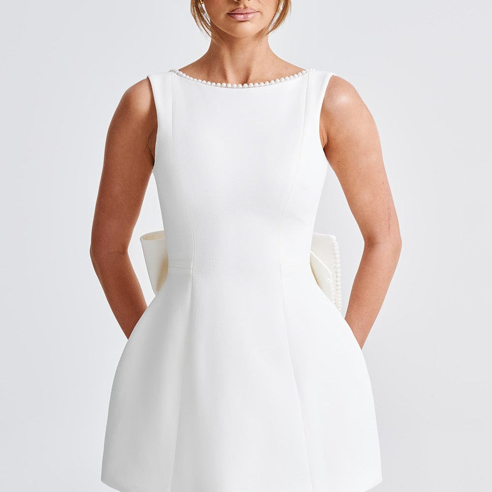 Veytaux – Robe Mini avec Nœud en Satin et Perles