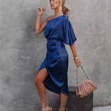 Leysin – Robe Midi à Silhouette Délicate