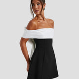 Couvet – Robe Mini avec Nœud Délicat au Dos